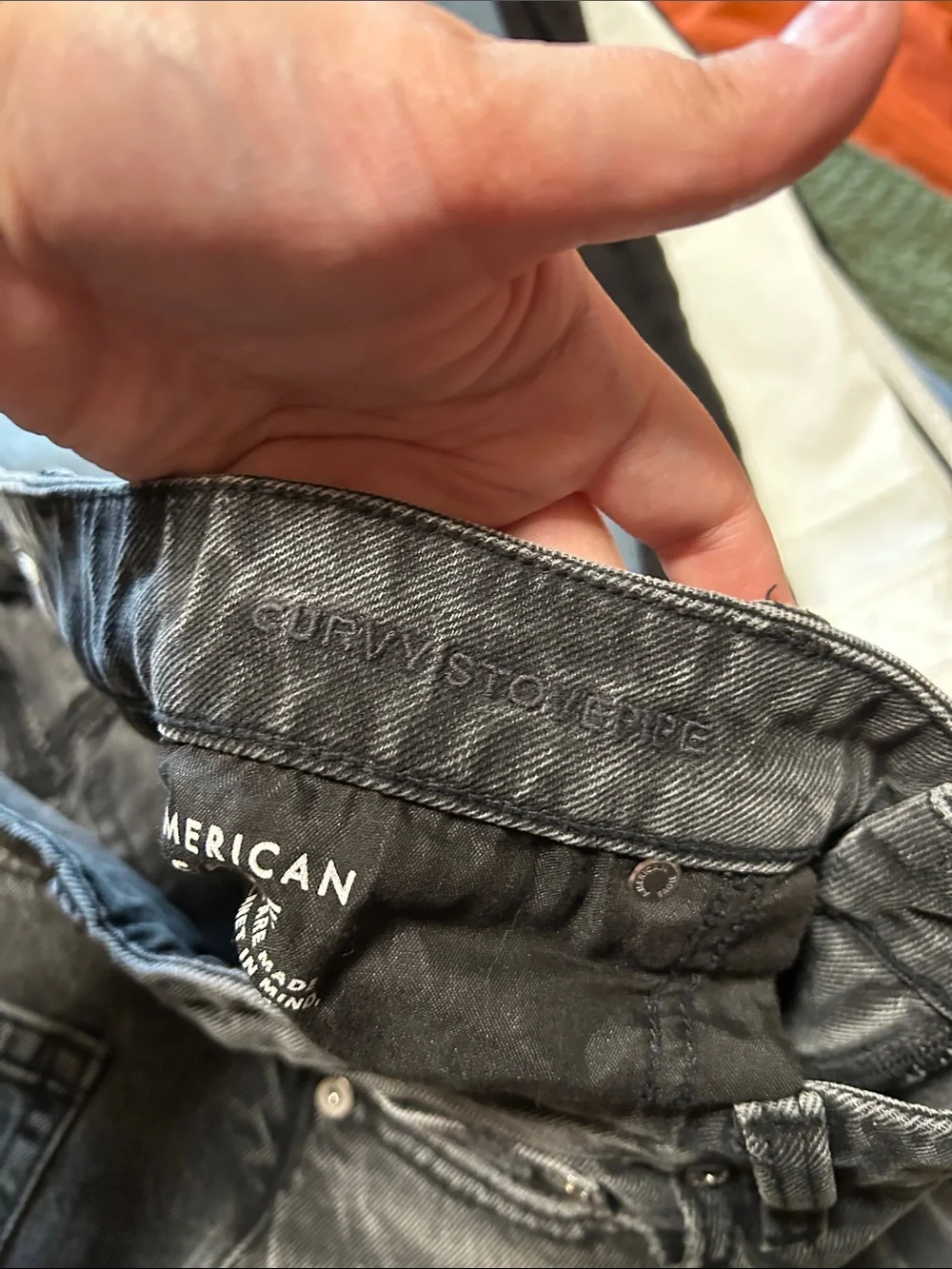 American Eagle Curvy Stovepipe Black Denim Stretch Size 6 Short Frayed Hem Y2K